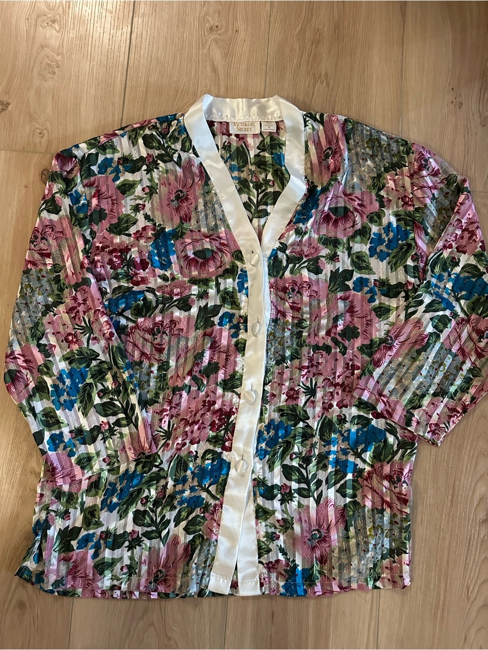Vintage Victoria’s Secret White Label top